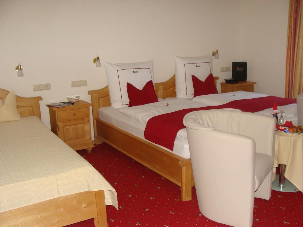Hotel Drei Tannen Bodenmais Pokoj fotografie